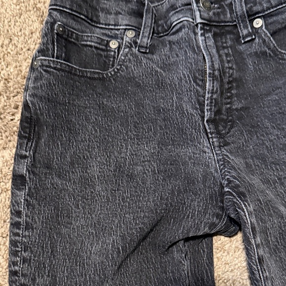 Madewell Women's Dark Gray Straight Leg Jeans - Picture 4 of 9